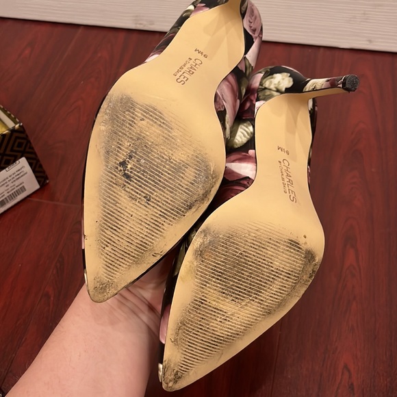 Charles David Pact Pump Blush Roses Heels 9.5M - Picture 10 of 11